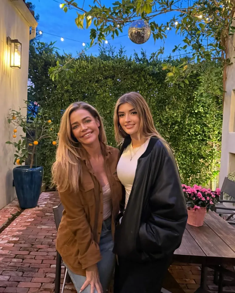 Bila je jedna od najljepših glumica, a onda je... Denise Richards fanovi ne prepoznaju na ulici