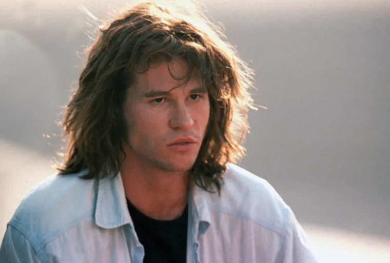 Žene su ludjele za njim! Sjećate li se kako je legendarni Val Kilmer izgledao u mladosti?