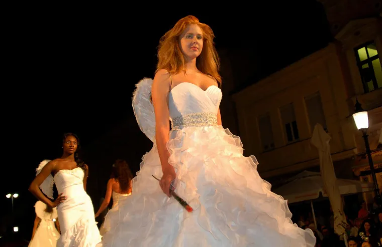 Maja Lena Lopatny harala je partyjima prije 15 godina: Plijenila pažnju gdje god se pojavila
