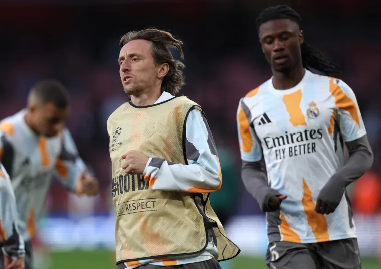 ZAGRIJAVANJE: Luka nije mogao ni sanjati da će ih Arsenal tako potopiti. 