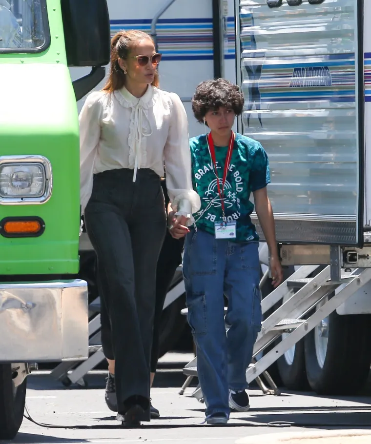 Majka joj je jedna od najljepših žena, a nju nazivaju 'strašilom': Kako izgleda kći Jennifer Lopez?