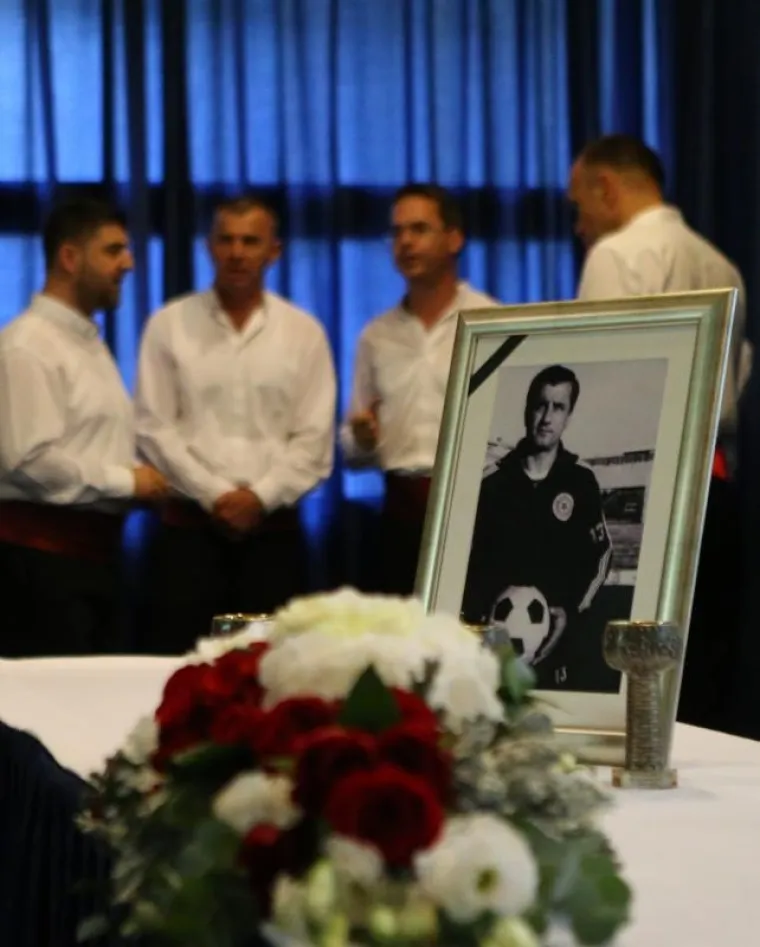 Na Poljudu održana komemoracija za Vladimira Bearu