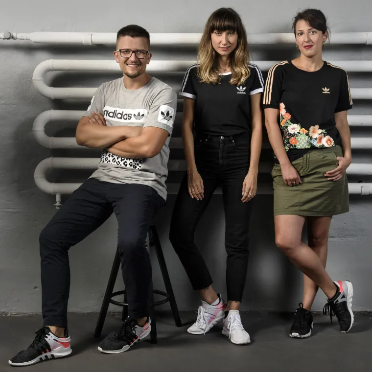 Nova adidas EQT kampanja nastala je u suradnji s mladim hrvatskim kreativcima Dorom Barker, Stanislavom Cvitkovićem i Karlom Zelić uz pomoć kojih je pokrenut i kreativni natječaj koji traje do 1. rujna inspiriran EQT kolekcijom u kojem se pozivaju svi kreativci i oni koji se tako osjećaju da pokažu svoju esenciju, ono što ih razlikuje od drugih.