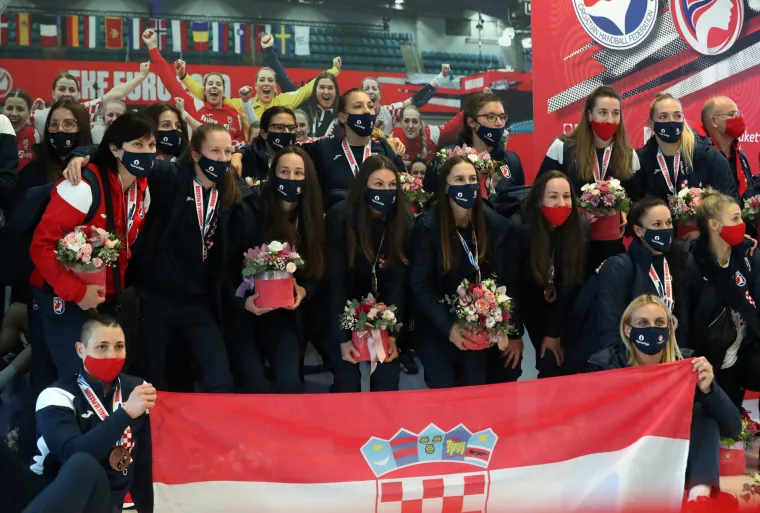 Mogu li Kraljice šoka ponoviti uspjeh iz Danske? Ovako je izgledao doček nakon bronce na EP-u