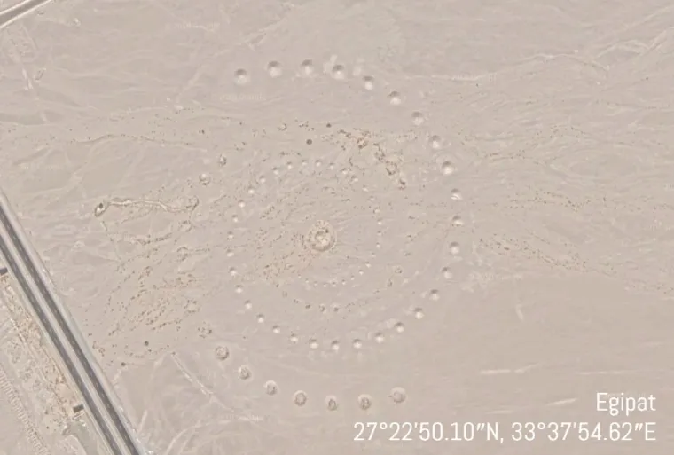 Tragovi izgubljenih civilizacija: 20 najčudnijih stvari koje su ljudi pronašli koristeći Google Earth