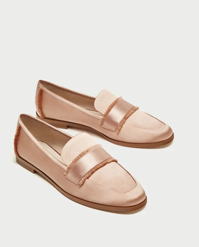 Rose-gold mokasinke s resicama, Zara, 129,90 kuna
