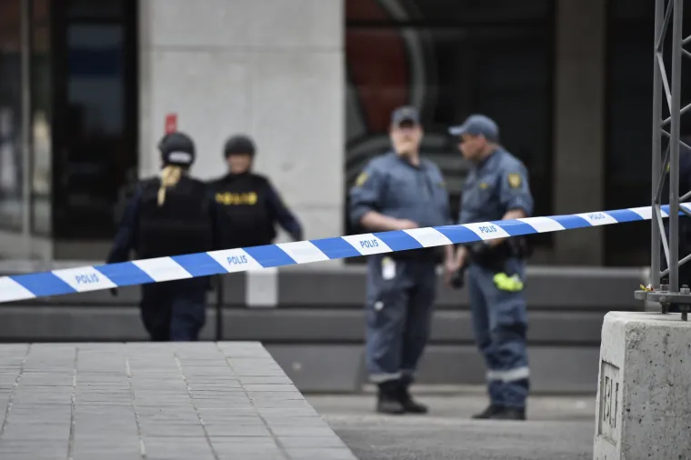 Horor u srcu Stockholma: kamionom se zabio među ljude, raste broj mrtvih