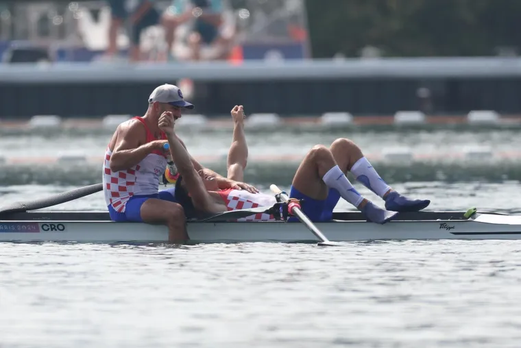Dečki, zaslužili ste: Braća Sinković ispisala povijest pa u slavlju nisu skrivali emocije