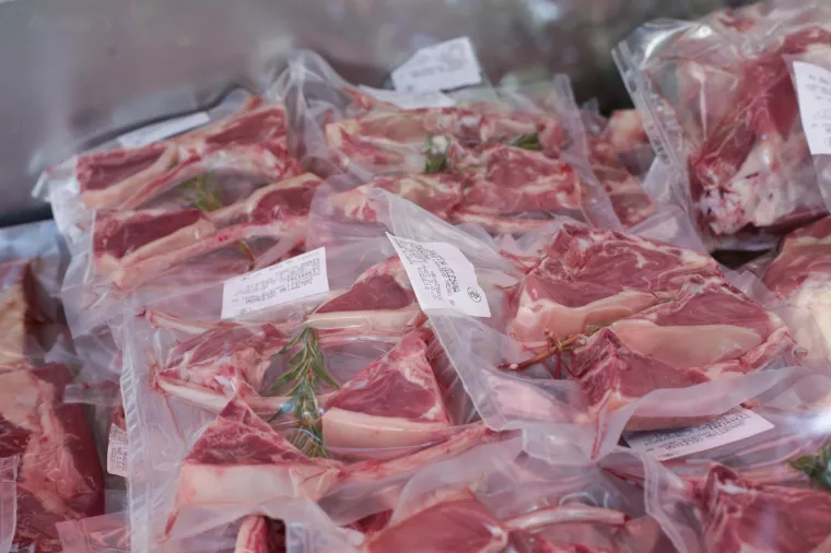 HRPA FINOG MESA, UMAKA, DODATAKA I DOBROG RASPOLOŽENJA: Centar Zagreba opijen miomirisima, počeo je 2. Zagreb burger festival