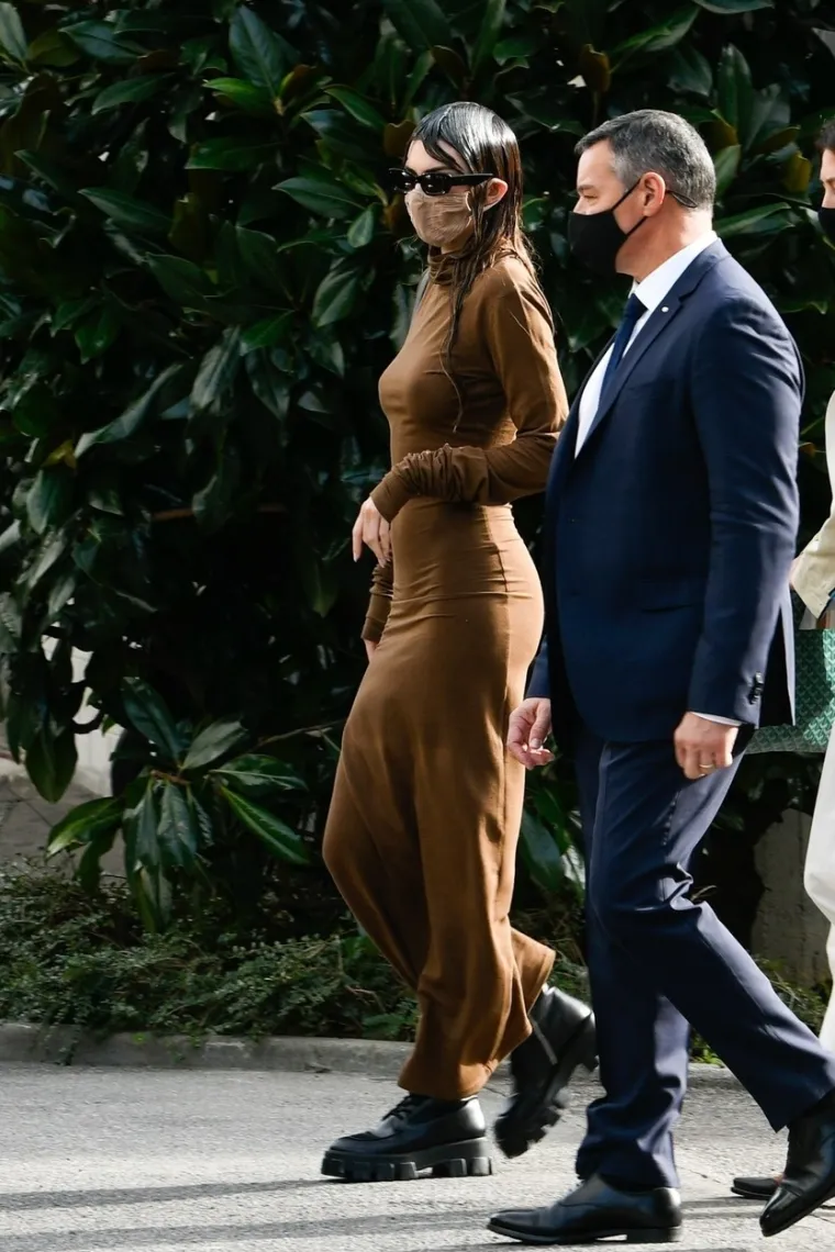 ŠTO SE DOGODILO SLAVNOJ MANEKENKI? Kendall Jenner šokirala izgledom u javnosti