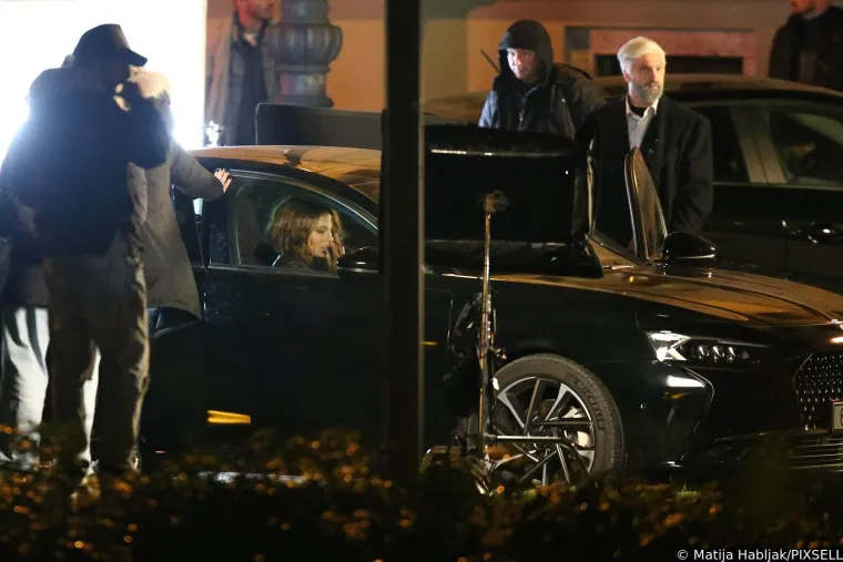Vidi, vidi, pa to je Kate Beckinsale! Holivudska ljepotica snima film u Zagrebu, fotograf ju je ulovio taman na setu