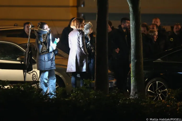 Vidi, vidi, pa to je Kate Beckinsale! Holivudska ljepotica snima film u Zagrebu, fotograf ju je ulovio taman na setu