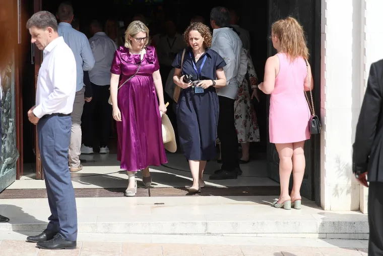 Sinjsku alku budno pratile bolje polovice naših političara: Sanja Musić Milanović je blistala
