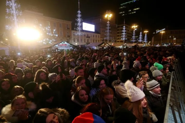 HALID, OPĆA OPASNOST, VATRA I BROJNI DRUGI: Koncert 'Želim život' oduševio građane