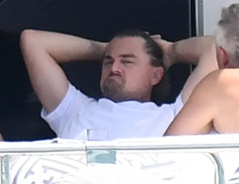 Leonardo DiCaprio smanjio trbušinu. Je li za to kriva 23 godine mlađa djevojka ili...?