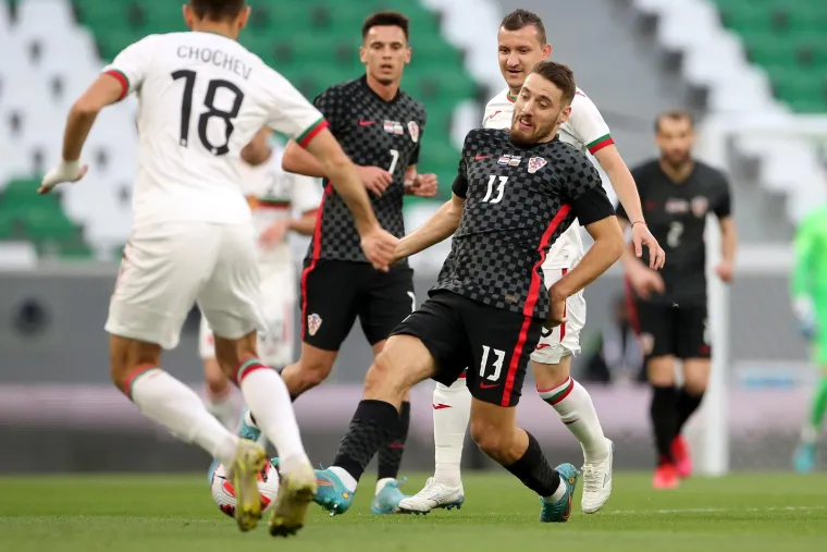 Zavirite na stadion Education City i pogledajte kako izgleda okršaj Hrvatske i Bugarske