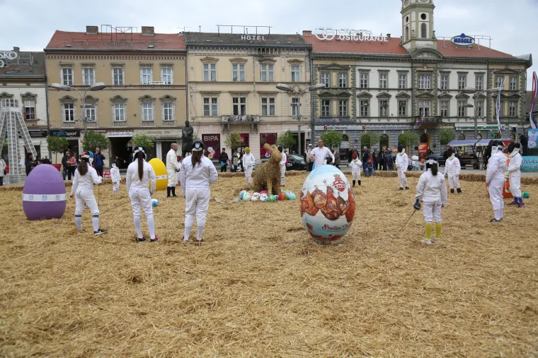 Najveće uskršnje gnijezdo na svijetu u Osijeku