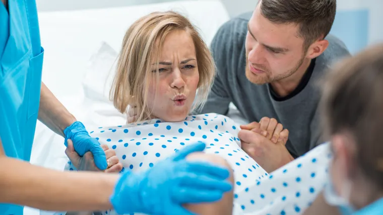 &quot;Učinila sam sve kao i ti, no porod mi je trajao 22 sata, a tiskala sam četiri sata te sam jako pukla. Svaka je žena drugačija&quot;, otkrila je jedna mama.