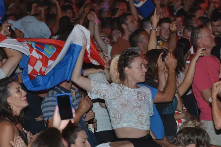 Pula - Hrvatska pobijedila Rusiju, slavlje na pulskom ForumuPhoto: Dusko Marusic/PIXSELL