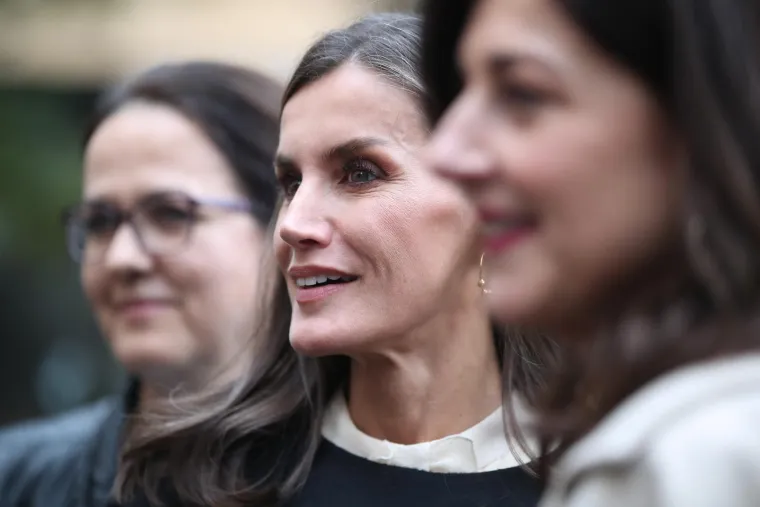 Sanja Musić Milanović kraljici Letiziji poklonila naušnice, ona ih odmah danas stavila na uši