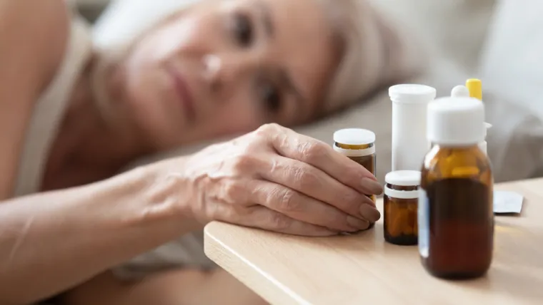 6. Antibiotici: Antibiotici se koriste za liječenje ili prevenciju nekih vrsta bakterijskih infekcija. Moglo bi se isplatiti smanjiti unos kofeina kada uzimate uobičajenu antibiotike, dodala je Jacquie. 