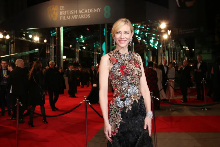 Glamur na dodjeli nagrada BAFTA: glumačke dive zasjale na crvenom tepihu