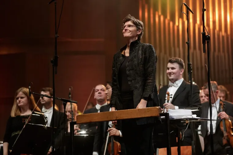 HAUSER U LISINSKOM: Planetarno popularni violončelist zagrebačkoj publici otkrio svoju nježnu stranu