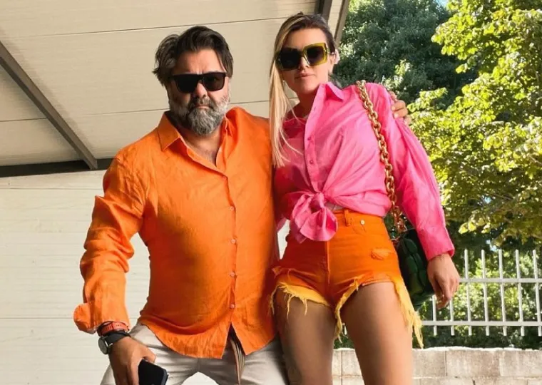 Naime, nedavno je Ellin suprug, Charles Pearce, za Story.hr komentirao preseljenje u Bale, odluku da žive zdravijim životom, ali i Ellina putovanja koje mora obavljati zbog posla. &quot;Balie i Lumi su bile glavni razlog zašto smo se preselili, da ih malo sklonimo od ozloglašenosti. Željeli smo bolju ravnotežu poslovnog života i više vremena za obitelj. Njihova dob je značila da je taj potez imao ograničen utjecaj na njih. Ovdje im se sviđa! Toliko aktivnosti i puno novih prijatelja&quot;, započeo je Charles.