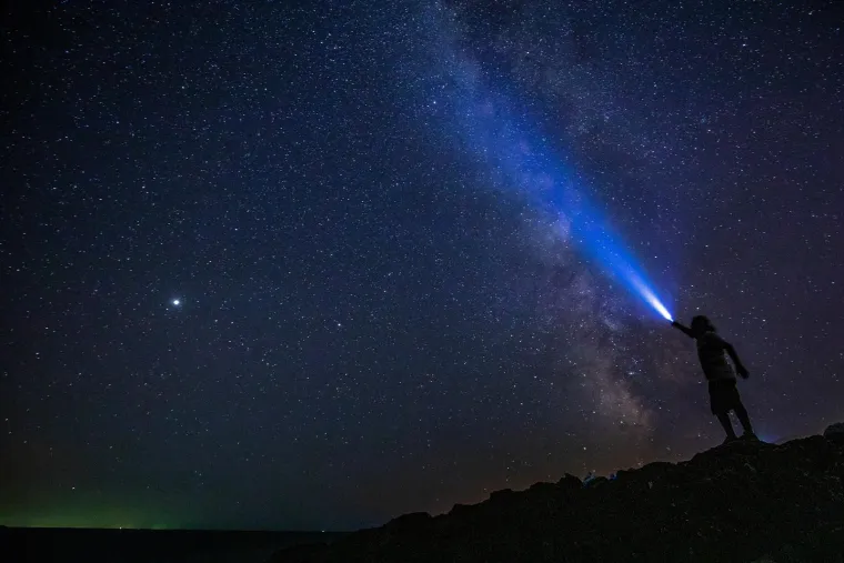 U razgovoru s jednim od vodećih hrvatskih astronoma, Koradom Korlevićem, doznali smo da bi nas ove godine Suze svetog Lovre mogle zaobići.