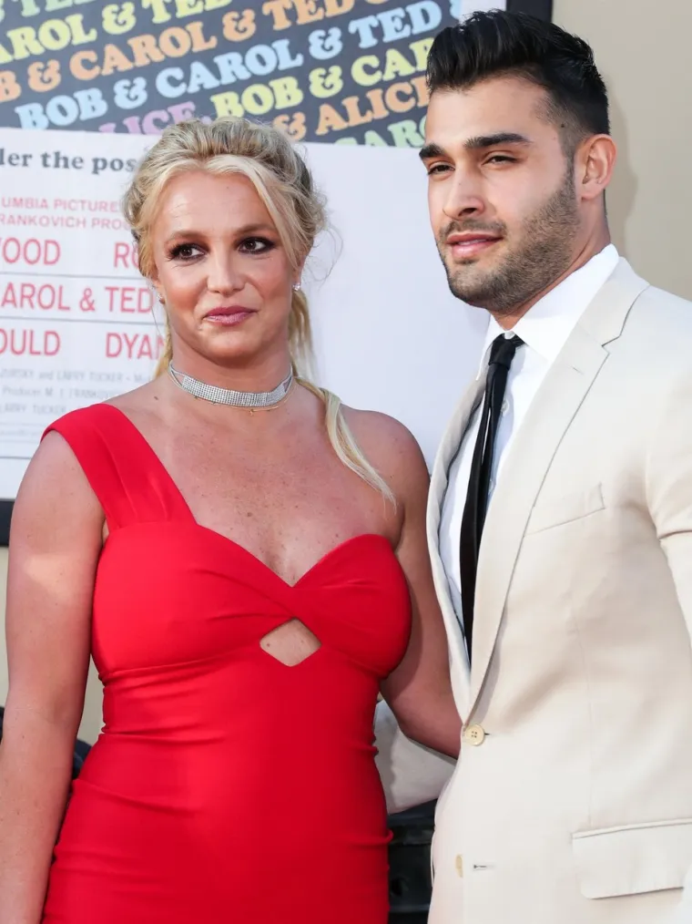 Britney Spears opet šokira bizarnim objavama: Zasula je psovkama slavnu zvijezdu, a onda opet osvanula ko' od majke rođena