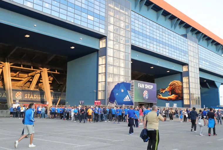 NAVIJAČI STIŽU NA MAKSIMIR: Dinamo će u lovu na Ligu prvaka imati podršku kakvu već dugo nije imao