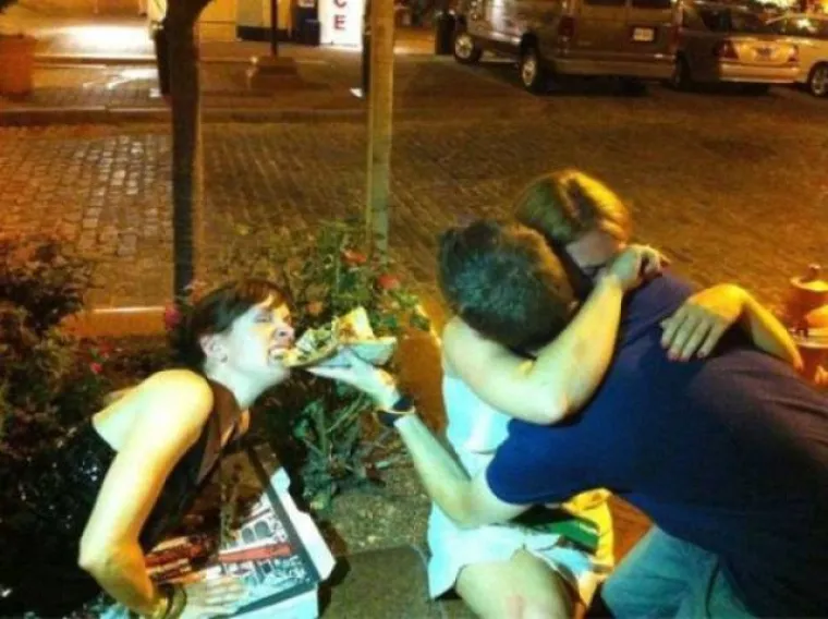 JESTE LI IKADA BILI TOLIKO PIJANI DA...: Koje god pitanje bilo, njihov odgovor je: 'Jesam'