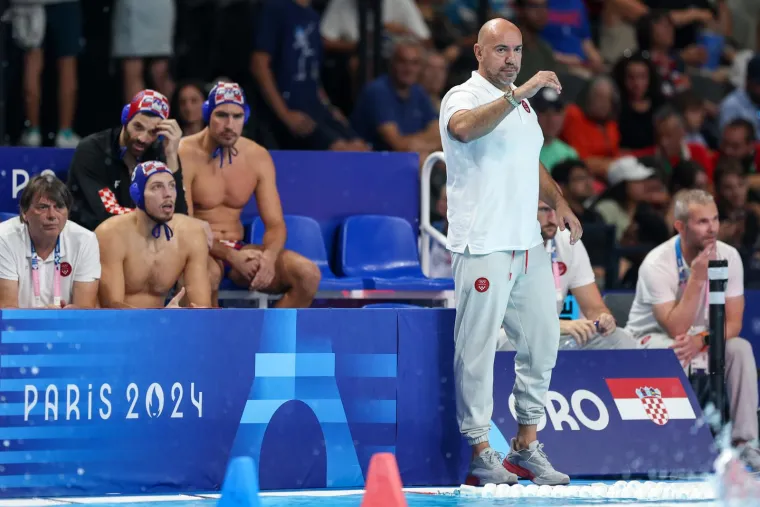 Ma tko se to smjestio iza Tucka i došao dati podršku Barakudama na putu do finala Igara