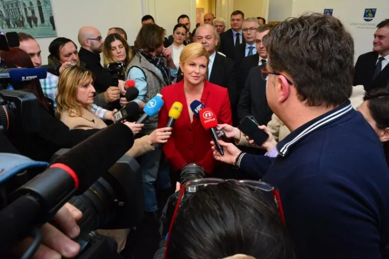SLAVONSKI BROD: Predsjednica Grabar-Kitarović o rješavanju onečišćenja zraka