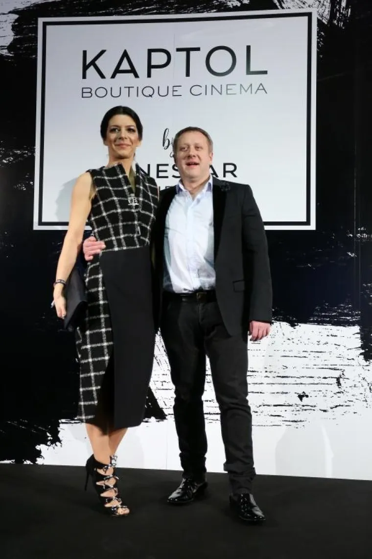 ZAGREB DOBIO NOVO KINO, NA OTVORENJE DOŠLE RIJEKE POZNATIH: Atraktivna glumica privukla pozornost zanimljivom haljinom
