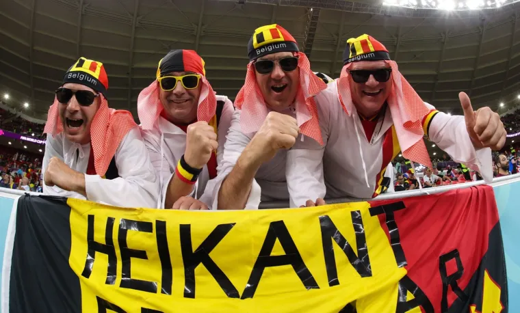 Belgijanci pokazali raskoš na tribinama: Poslali snažnu poruku, a jedan navijač šokirao maskom