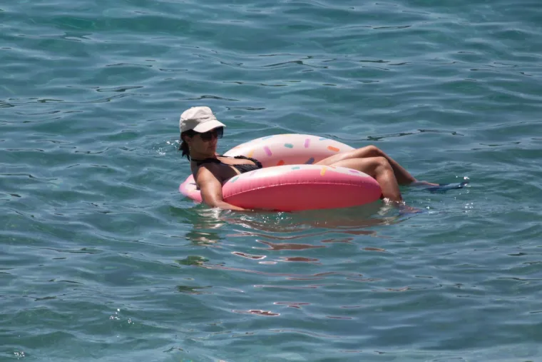 Paklene vrućine i idilični prizori s plaža: Vikend stvoren za brčkanje i odmor