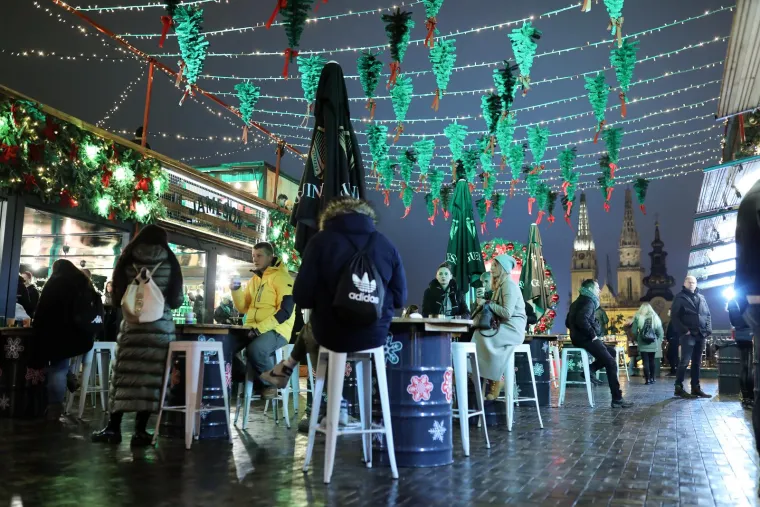 VELIKA FOTOGALERIJA Pogledajte prekrasne prizore adventske čarolije u Zagrebu!