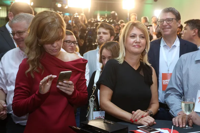 Moda u izbornim stožerima: Milanka Opačić u zavodljivoj haljini, Maša Petrov i Sanja Milanović igrale na sigurno