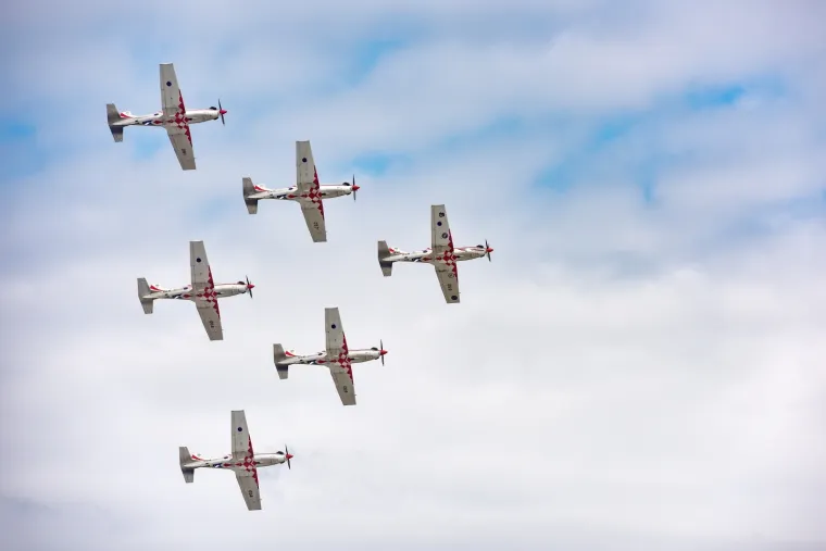 Ostavljaju bez daha: Krila oluje i talijanski 'Frecce Tricolori' letjeli iznad Zadra