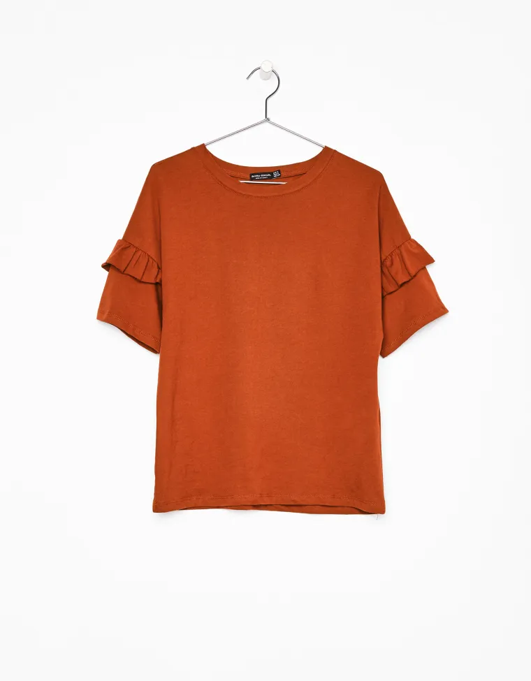 Majica s volanima na rukavima, Bershka, 79,90 kuna