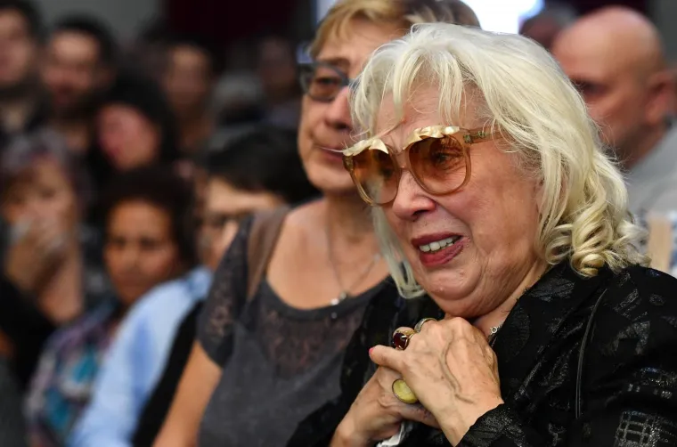ZBOGOM, SMOKI: Kolege i prijatelji ispratili Ljubišu Samardžića na vječni počinak, glumčeva obitelj je neutješna