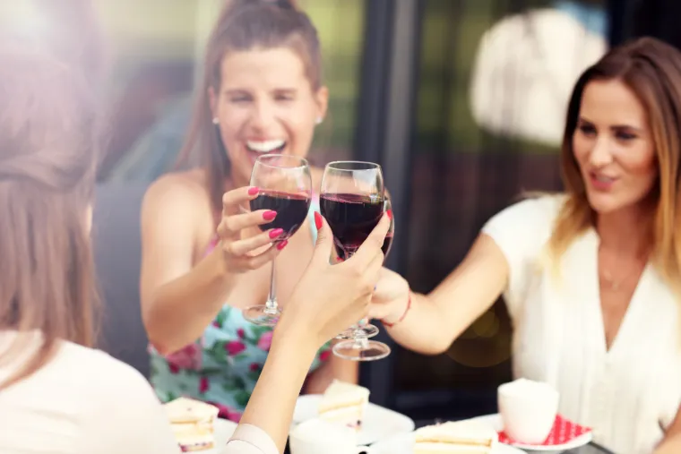 Crveno vino: neočekivanih osam razloga zašto je dobro za vas