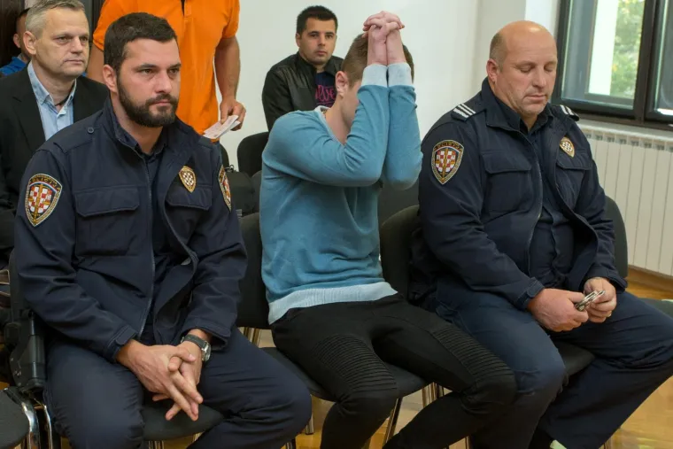 MLADIĆ IZ SLAVONIJE PIJAN I BEZ VOZAČKE ODVEZAO PRIJATELJICU U SMRT: Evo kako je izgledalo izricanje presude Ivanu Ljušaninu