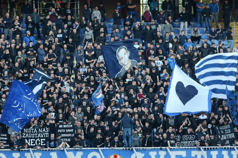 Vikend na tribinama. BBB se prisjetili pokojnih Ćustića i Despića, Torcida skupljala priloge za Milu, nisu izostale velike bakljade