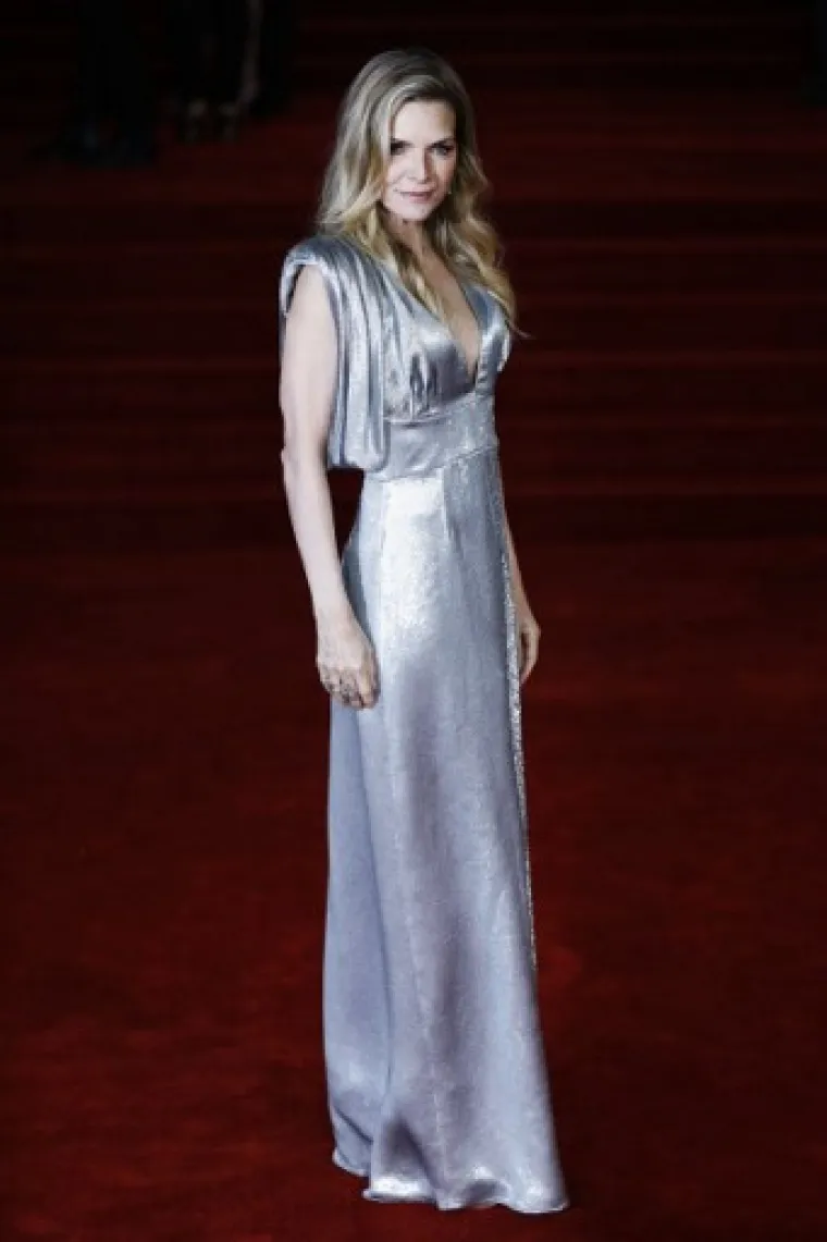 Michelle Pfeiffer je sjala u srebrnoj haljini.