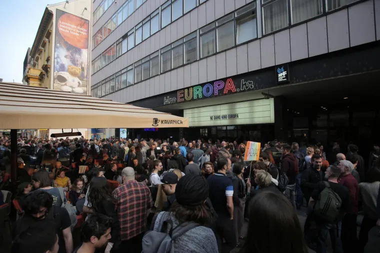 Nezadovoljni građani prosvjedovali: 'Slali su nam inspekcije. Tražili sve načine da zatvore kino Europa'