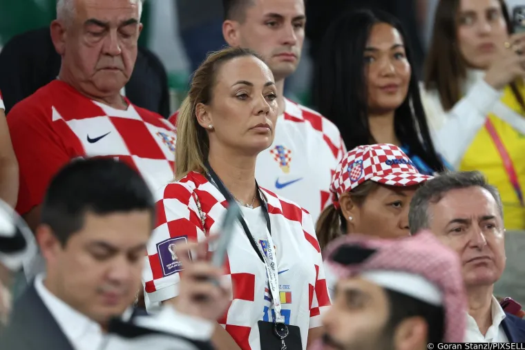 Od Luke je starija šest godina, a spojio ih je jedan poziv: Vanju Modrić ne zanimaju svjetla reflektora, ali se itekako razumije u nogomet