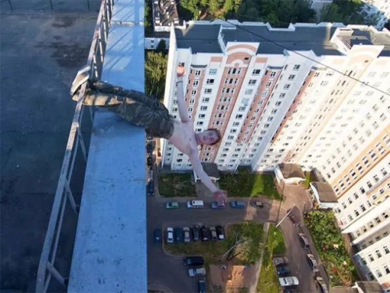 OVI MUŠKARCI DOSLOVNO ŽIVE NA RUBU: Nije niti čudo što žene žive duže od muškaraca