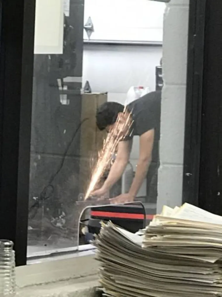 OVI MUŠKARCI DOSLOVNO ŽIVE NA RUBU: Nije niti čudo što žene žive duže od muškaraca